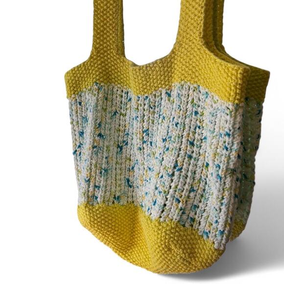 Vintage Crochet tote bucket bag yellow white Handmade cottagecore garden fairy - Picture 4 of 5